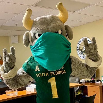 USF Student Health Services is your on-campus doctor's office! Open Monday through Friday from 8 a.m. to 5:30 p.m.
FB: @usf.studenthealth
INSTA: @usf_shs