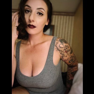 What I lack I make up in humor. wanna learn and see more about me head over to my OnlyFans https://t.co/bbGWeG1lax