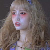 cαrolιɴe. (@line_wrld) 's Twitter Profile