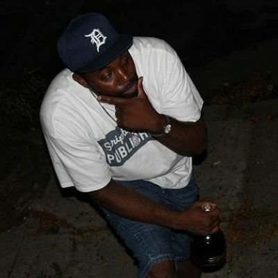 FOUNDER/CEO of Scriptwriters Publishing
Check Out My New Jawn called Ghost on Ghost Bars available on Datpiff!
LINK IN MY BIO!