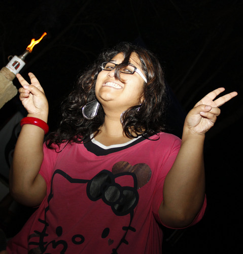 nabilabasher's profile picture. One day I wona be a ★, 
So I get to hang in a bar, 
I'll go to Vegas with the playas... 
Just to forget my scars