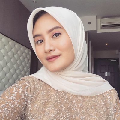 MillaTJ's profile picture. aquarians, IG: @ mila.fleuriste