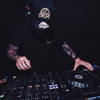 DJPdotK's profile picture. P-dot-K ... Drum&Bass DJ! 🎧 ➡️RUFF AGENDA ➡️INNOVATION ➡️NEXT HYPE