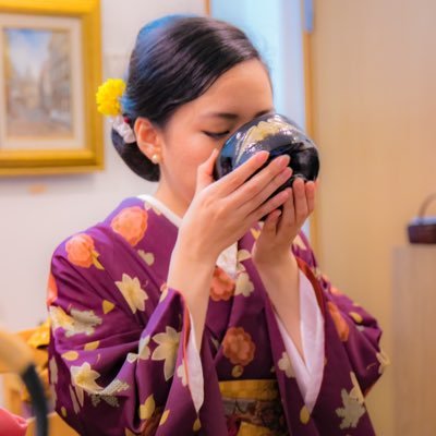 🎬📖👘🥻🧘‍♀️💃🤓🐈🤘最近もっぱらネコちゃんとお花・植物ネタが多め。🗣🇯🇵🇺🇸