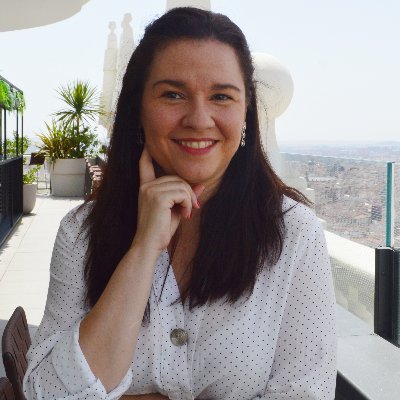 Adicta a aprender y compartir lo aprendido. Apasionada del Coaching. Ciudadana del mundo. Booklover. Sígueme en IG @suyinperretgentil.