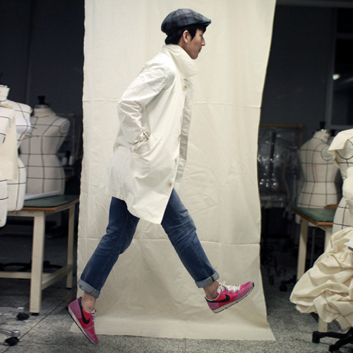 brisume's profile picture. 옷을 뭐입을지 고민하신느 분들.옷에 관심은 없는데 이쁜옷이 필요하신분들에게 강력추천합니다. 저희는 이쁜옷만을 하루한개 판매합니다. 치솟는 물가를 때려잡을 가격으로!!