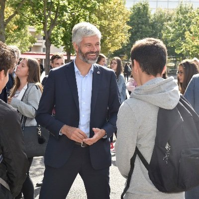 Compte de soutien à @laurentwauquiez.