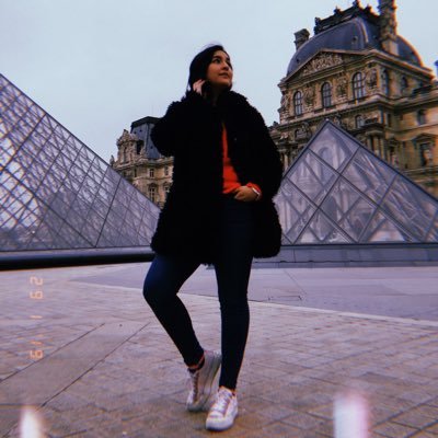 giaviles's profile picture. .