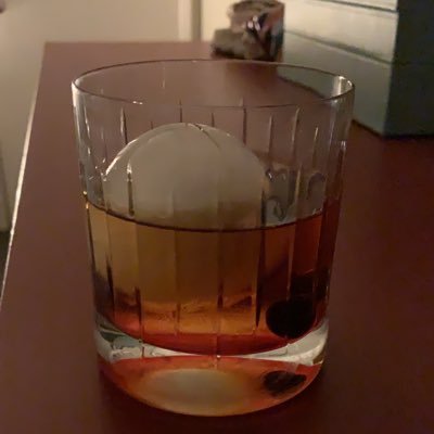 BlaBluppowitsch's profile picture. A fan