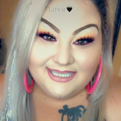 License Nail Tech for seven years, salon owner .. living my dream . 💅🤪