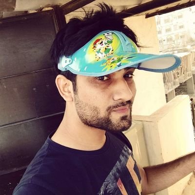 DhavalNena's profile picture. {      software engineer  (iOS)      }