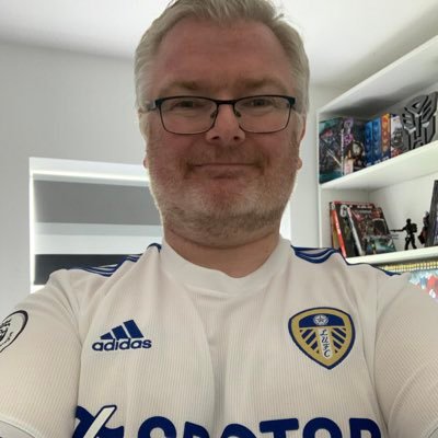 Gadget and popular culture geek, Leeds United and St.Patricks Athletic supporter