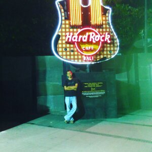 listenlearn11's profile picture. love to learn everything