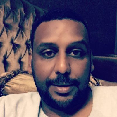 طموح ومثابر