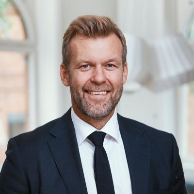 BjrkmanHenric's profile picture. Fastighetsmäklare i Västerås. Padelhall & Selfstorage Operation Manager. Hockeynörd sedan barnsben och ungdomstränare sedan 17 år tillbaka. Ha kul, va social😙