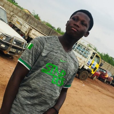 QweekuV's profile picture. Dancing