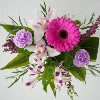 Flowers In The Park is a custom floral design studio located in Sherwood Park, Alberta. Specializing in Weddings, Special Events, Corporate Services.