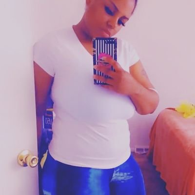 RebeccaSoftly's profile picture. 