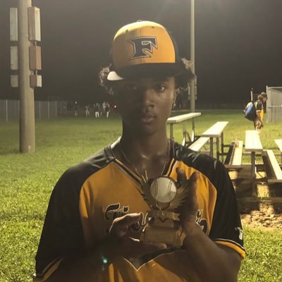 Riverdale Baptist ⚔️ Class of 2022 2nd base/ Shortstop All Glory to God🙏🏽⚾️ 🔥 4.2 GPA