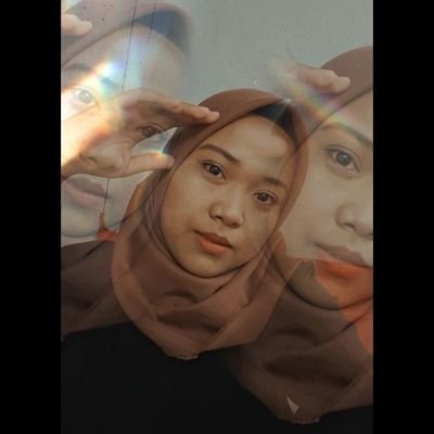 Aku mencintai sahabatku yang dulu pernah menjadikan ku orang yang paling sempurna didunia ini 😊