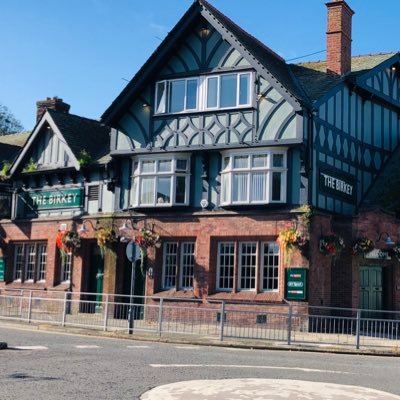 Busy local community pub in the heart of Crosby, Liverpool. We show all live sporting events. Sky TV, At The Races, Racing UK, & BT Sport