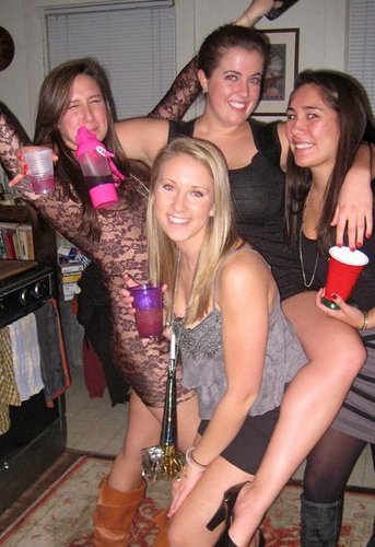 JOVEN_LOViN's profile picture. 