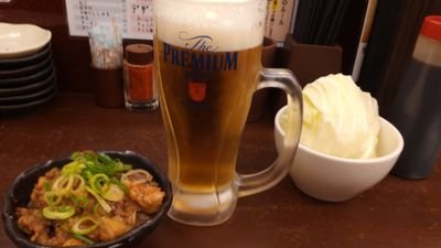 東京郊外在住52歳会社員。ポイ活、株、節約、優待ツイートメインです。配当生活を夢見て、高配当ETF(JEPI,JEPQ,VYM)を買増し中。資産5,000万円台。年間配当予定税込190万円。既婚、子なし、1馬力。趣味はウォーキング、ゴルフ、ドライブ、城巡り、御朱印集め、テレビ視聴、お酒。😊 よろしくお願いします☺️