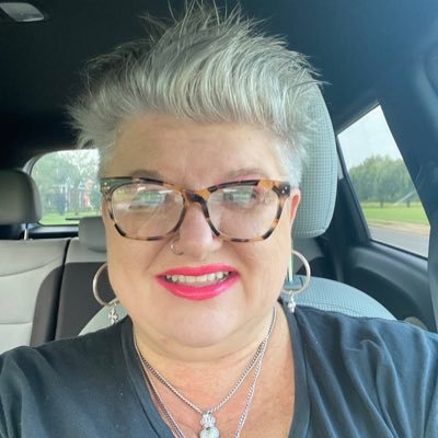 LoftusCarla's profile picture. 