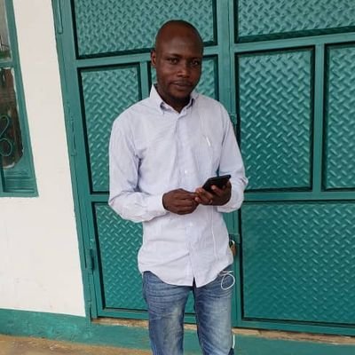 Né en R.D,C en 1958 :suis musulman j'aime mon DIEU ALLAH et son prophète MUHAMAD ,origineré du nord Kivu Résidents dans la ville de Butembo ,