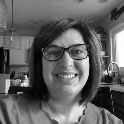 ErinSeay13's profile picture. 