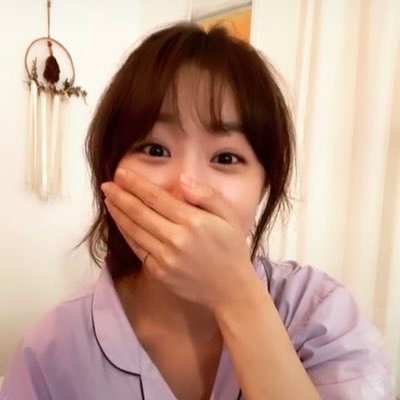 kaowblahblah's profile picture. Welcome to my world,I’m a Law student👩‍🎓⚖️🏌️‍♀️🎹SongJieun