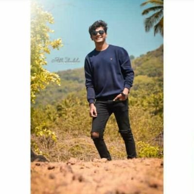 SiddheshNipani1's profile picture. fuck the matrix!