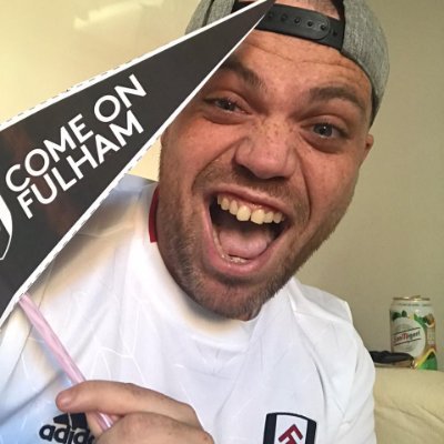 Fulham fc fan dab had a dart or three and love to cook!