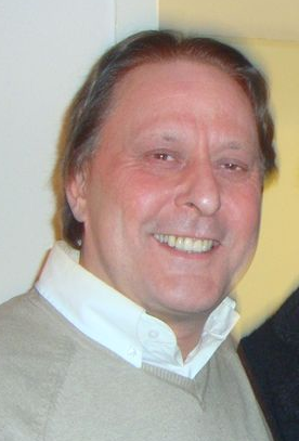 Dad of Charley. Owner of @sequoiatees. Visit http://t.co/2R1sopCHgO and buy exclusive art on T-shirts in limited editions