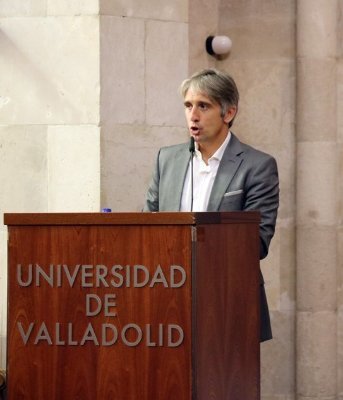 Profesor titular de Historia Contemporánea en la Universidad de Valladolid, colaborador de El Norte de Castilla