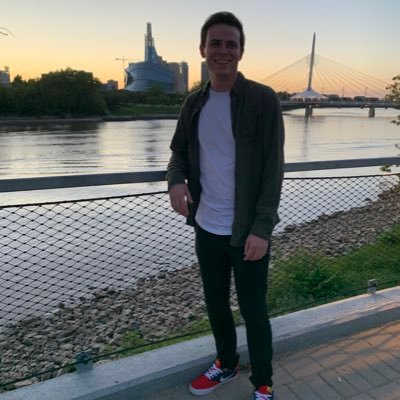 iMorris21's profile picture. The cake is a lie... Hockey, Football, Xbox, TV, Movies, Music, Whatever