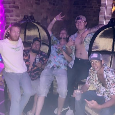 Tkirg_33's profile picture. spend fiddies, whip shitties, suck titties🍻