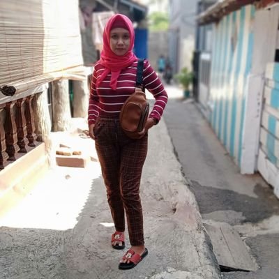 👩Aquarius Girls🌬💧
🎓Gunadarma university'13📚
🎖Management's study💃
📍condet,indonesia~