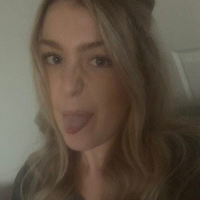 Jadeycakes91's profile picture. 