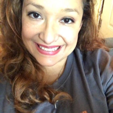 Mom | Nana | Bilingüe | RLA Instructional Specialist