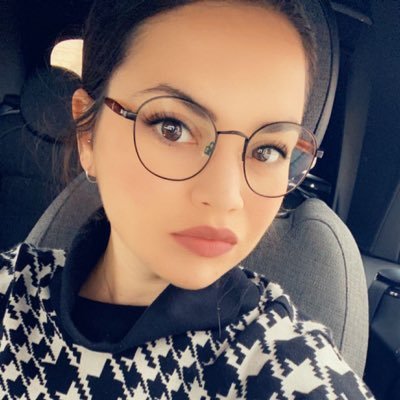 Passionate Italian, #Diabetic, hopeless romantic, blogger & writer! Lover of life, night skies, words, food & happily ever afters ❤️