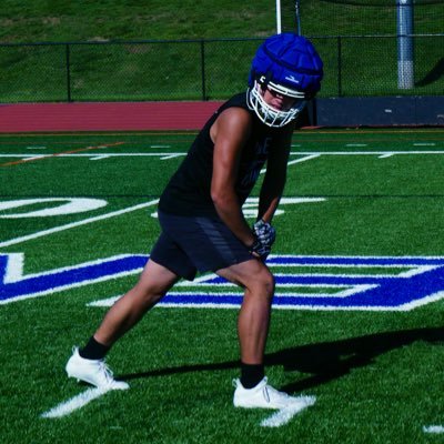 NVD ‘22 WR/DB/K |Football and Track| Height: 6'0 Weight: 190lb GPA: 4.0
Senior Year Highlights: https://t.co/2T1ttbCYY9