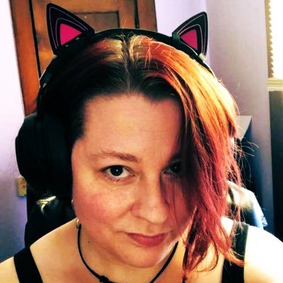 misslunaknight's profile picture. Twitch streamer. Horror Movie/Games Fan. Triple G: Gamer, Goth, GeekGrl