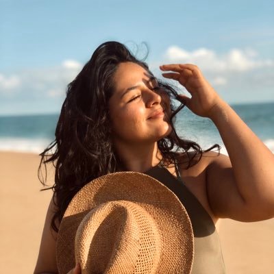 ldyazmin6's profile picture. No pases un día sin sonreír, amar o reír. Amante de los cielos azules y las noches estrelladas. 😊