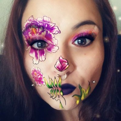 Meadow Lucille Luna 💗
Preemie Mommy 🤱🏻
Hyperemesis Gravidarum Survivor 🤮🚽
Colorado Native 🏔🦖
Artist 👩🏻🎨🎨🖼
Glitter & Firearms ✨🔫
Plant Momma 🌿🌻