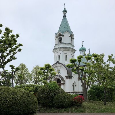 1860年（安政7年）に建てられたロシア領事館付属聖堂が始まり。現在の聖堂は２代目。日本正教会発祥の地に立つ聖堂であるとともに国の重要文化財として多くの人々が訪れます。