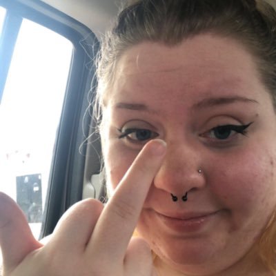 flabbynugget's profile picture. backup account now ig. new account is @flabby_nugget