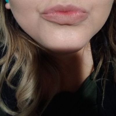 HurricaneeRainn's profile picture. We all eat lies when our hearts are hungry.