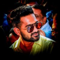 Yadhu 🎭(@YadhuDhaf) 's Twitter Profile Photo