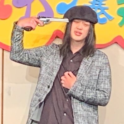 batcountry0222's profile picture. 人力舎4年目。SLEEZE BLACKから改名しました。HARD ROCKとMETAL専門のレコード屋で働いてました。ミステリと安部公房と少年ジャンプが好き。B'z/Avenged Sevenfold/Guns N' Roses/Rage/Sixx:A.M./Uli Jon Roth/Devil Doll,etc...